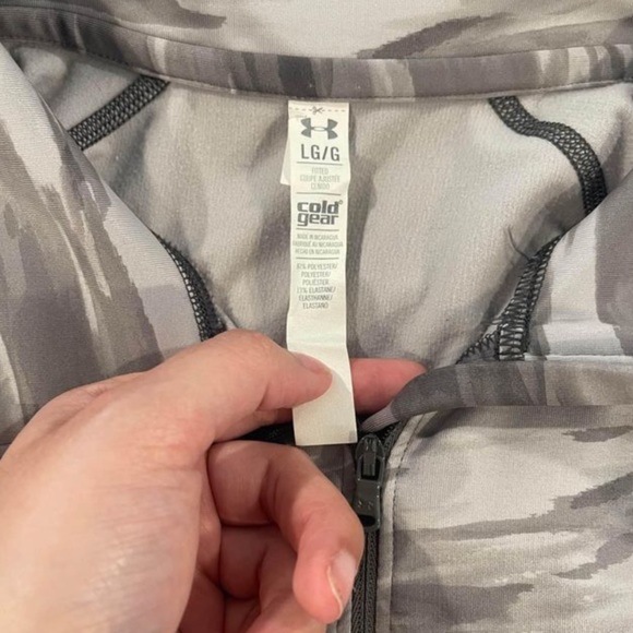 Under Armour Half Zip Long Sleeve - Picture 2 of 2